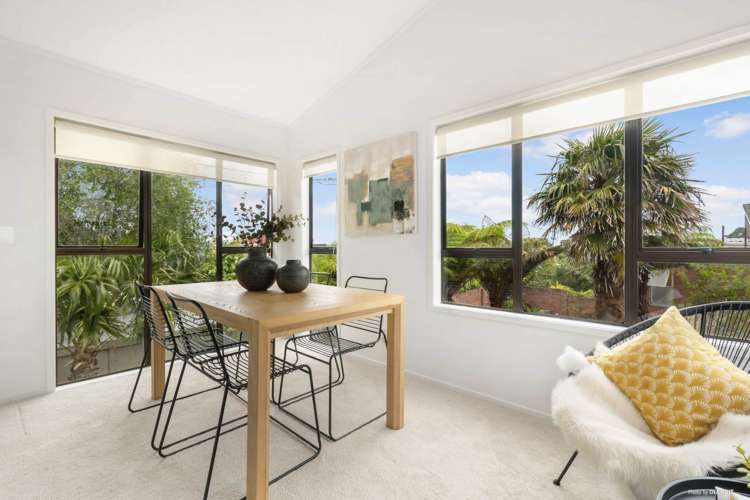 1/49 Aberdeen Road Castor Bay_8