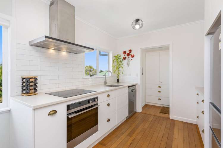 88 Rosario Crescent Red Beach_10