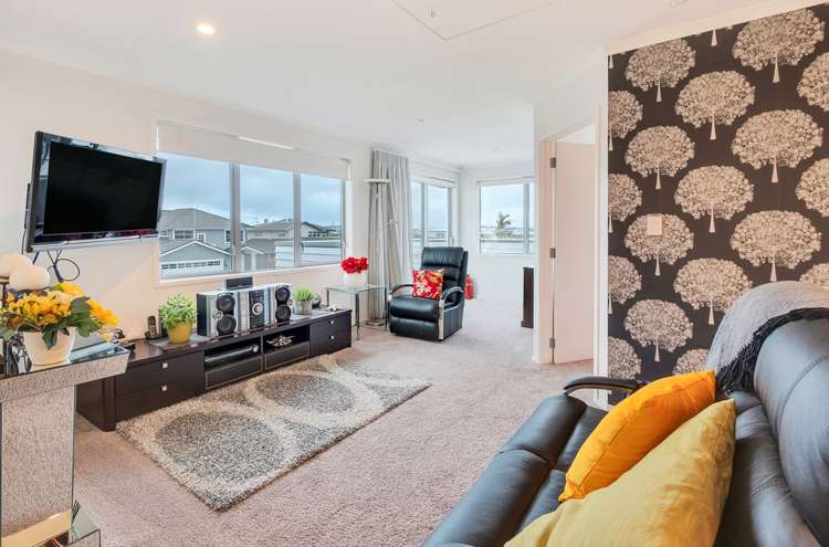 10 Milano Boulevard Karaka_14