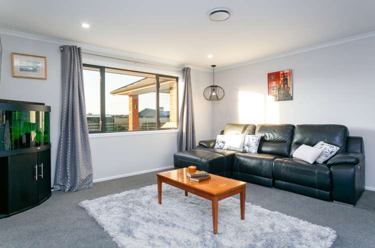 43 Seachange Drive Leamington_9