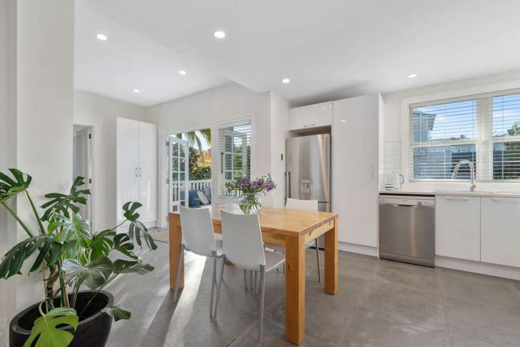 31 Queens Parade Devonport_8