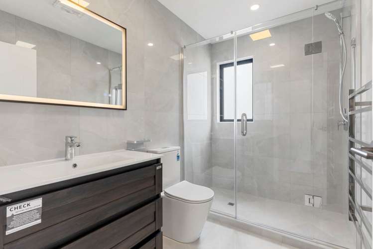 7C Edgewater Grove Orewa_7