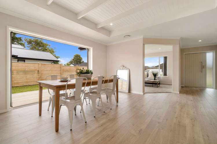 9 Munford Lane Riverhead_5