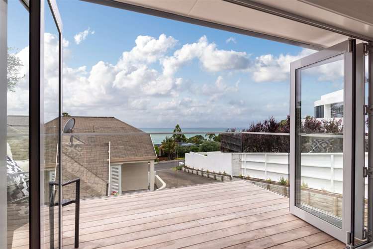 2/14 Bournemouth Terrace Murrays Bay_5