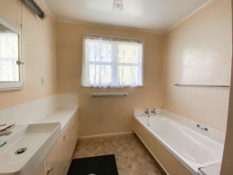 19 Gordon Avenue Te Aroha_12