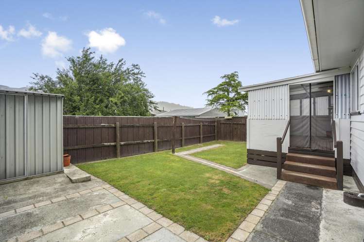 19 Kendal Grove Wainuiomata_12