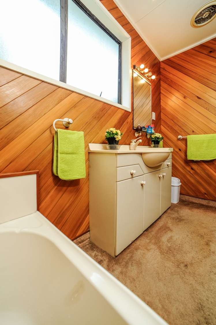 18 Glucina Place Glen Eden_16