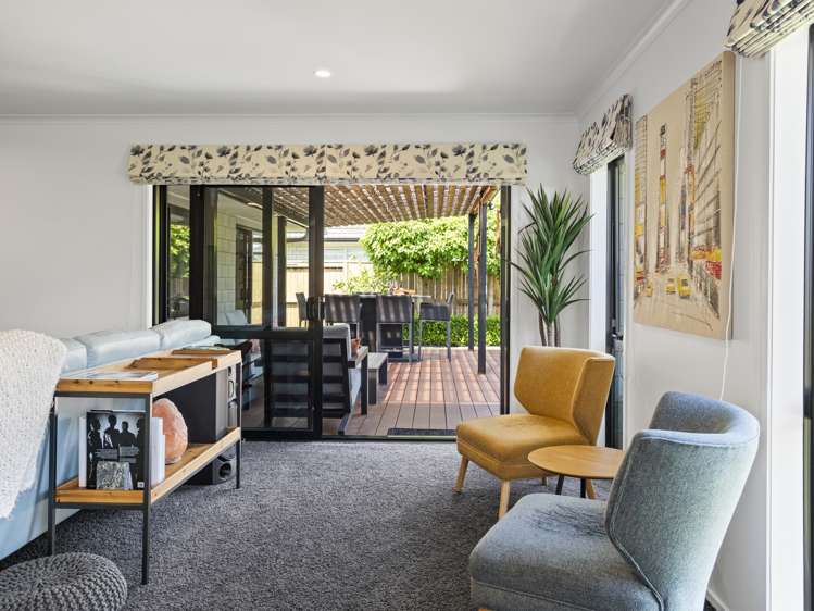 87 Puhirake Crescent Pyes Pa_6