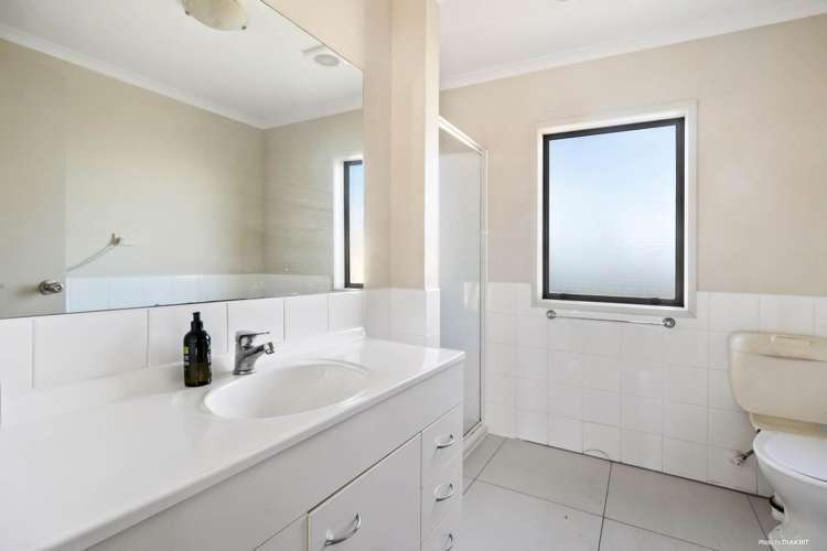 175/172 McLeod Road Te Atatu South_4