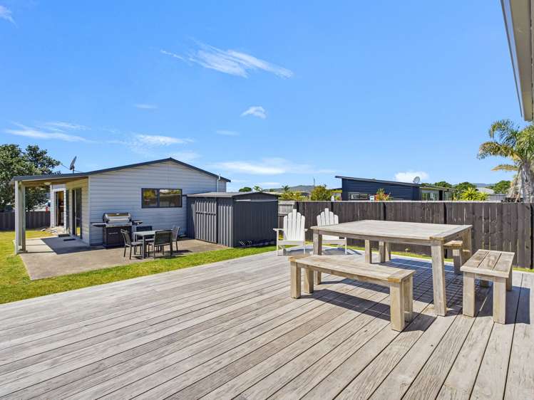 113 Kelly Jade Avenue Matarangi_17
