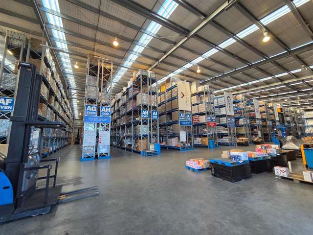 Unit 1, 8 Islington Avenue Islington_4