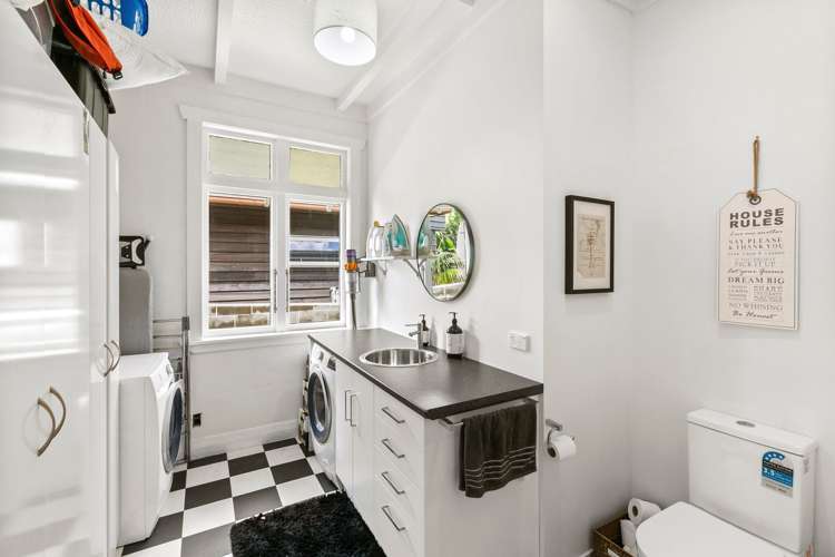 97 Buller Street New Plymouth Central_14