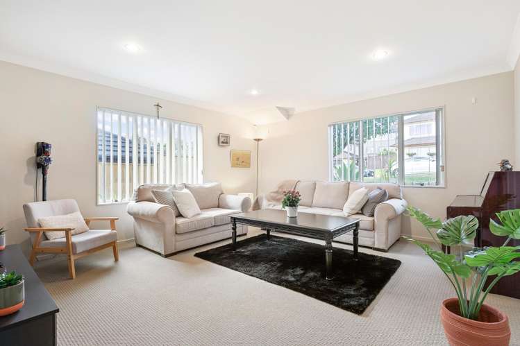 11 Amaretto Avenue Flat Bush_1