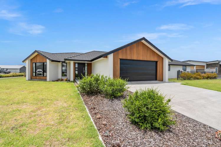 81 Stace Hopper Drive One Tree Point_12
