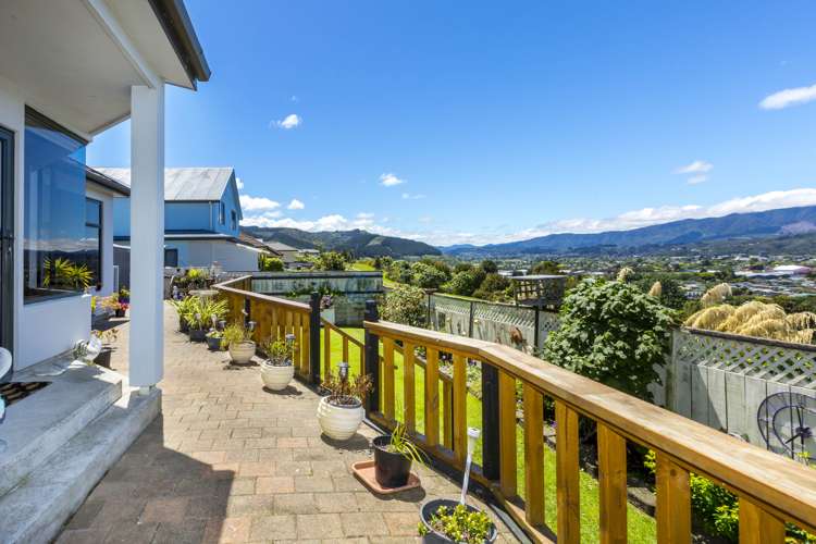 17 Birkinshaw Grove Riverstone Terraces_10