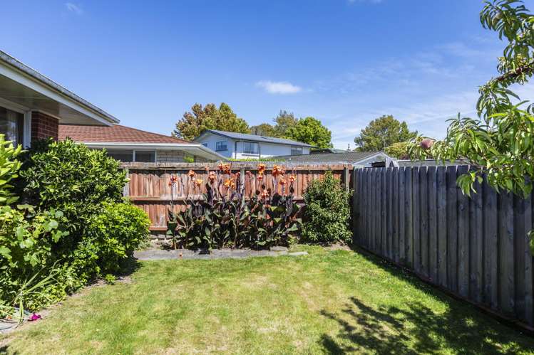 6 Rochford Place Bryndwr_19