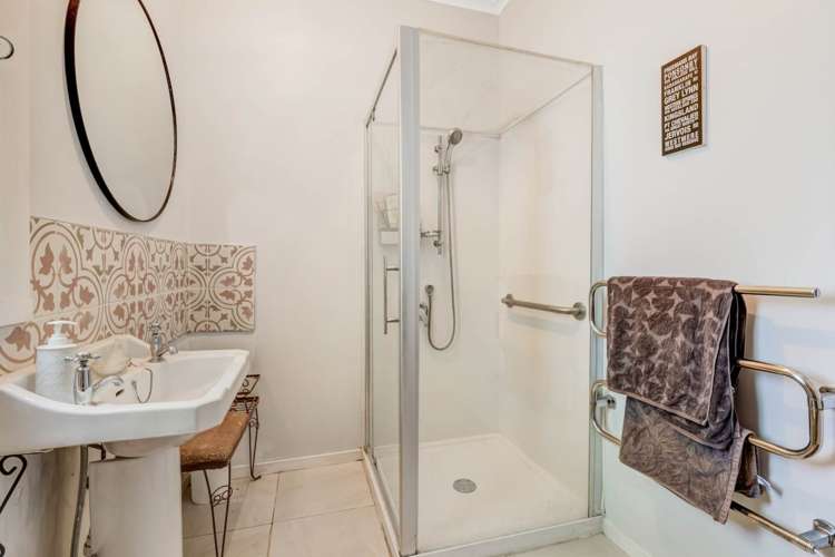 27a Mangakura Road Helensville_15