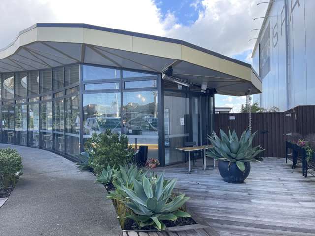 106 Hobsonville Rd Hobsonville_1