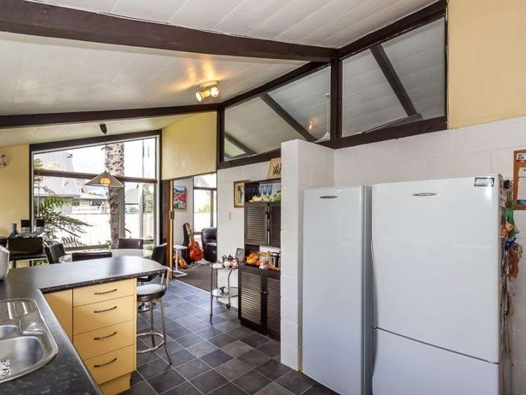 110 Linton Street West End_6