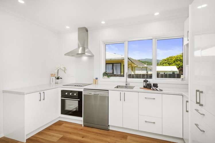 87 Wellington Road Wainuiomata_5