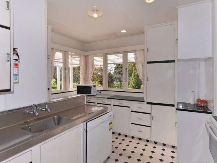 42 Pigeon Valley Road Wakefield_12