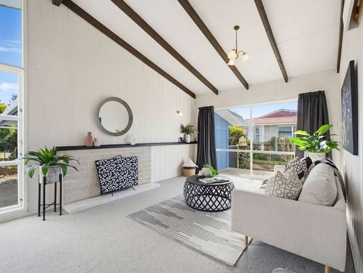 23 Cargill Avenue Feilding_6