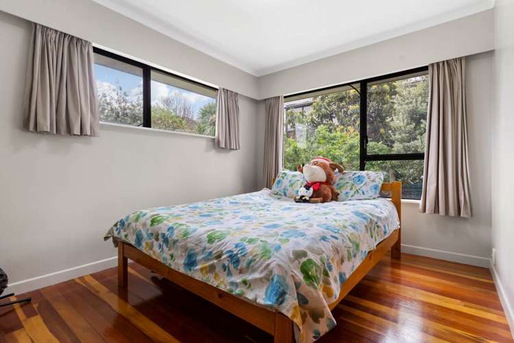 84 Tiverton Road New Windsor_15