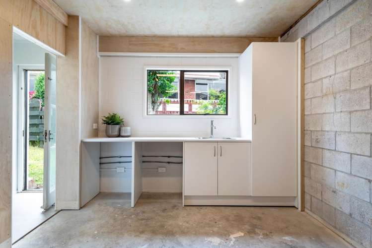 1/27 Knightsbridge Drive Forrest Hill_16