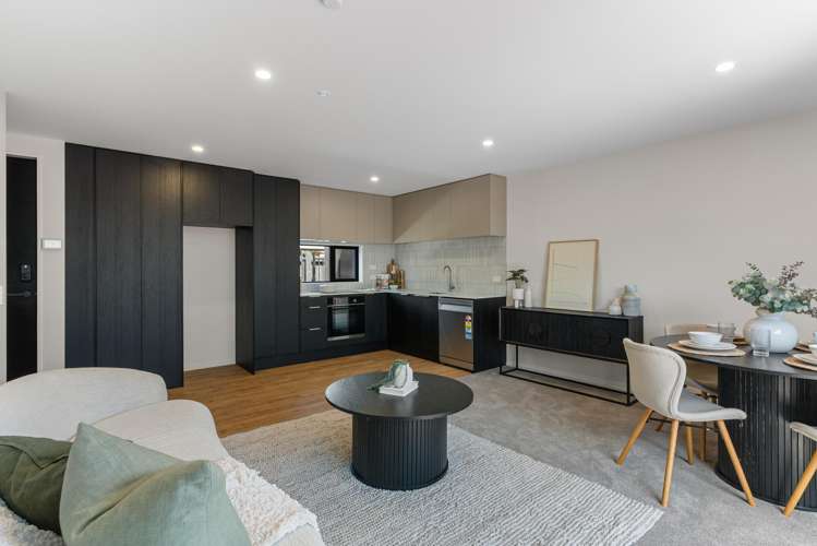 1-5/151 Simeon Street_2