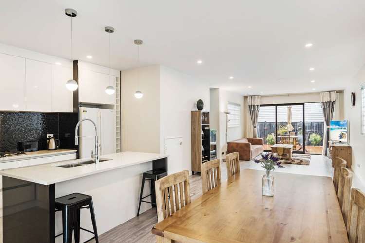 45 Kopuru Road_4