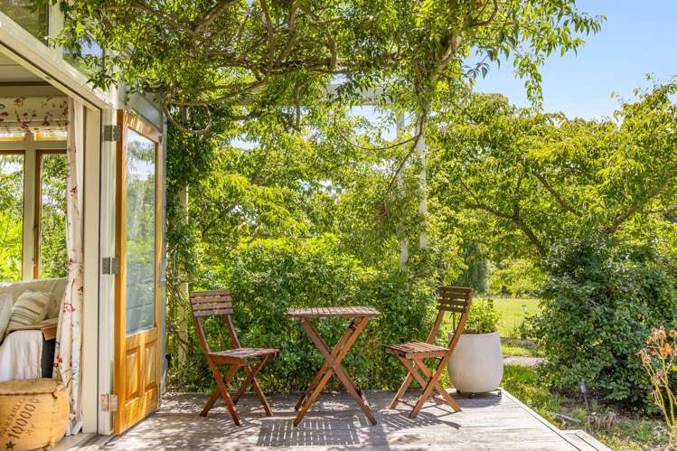 364 The Coastal Highway Redwood Valley_20