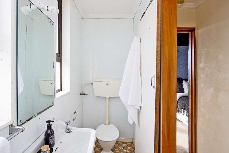 4 Talbot Place Hargest_21