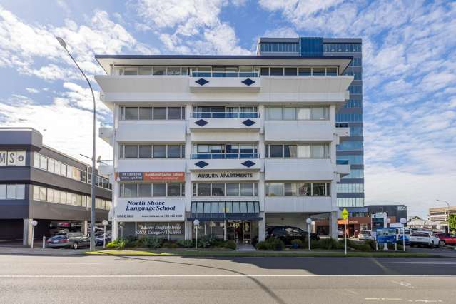 Rare Do-up Opportunity in Takapuna!