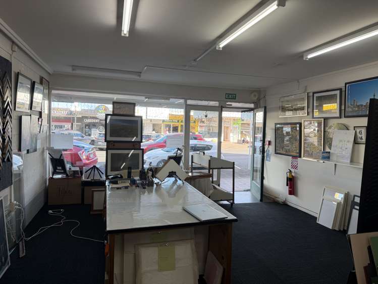 Shop 6/27 Mokoia Road Birkenhead_4