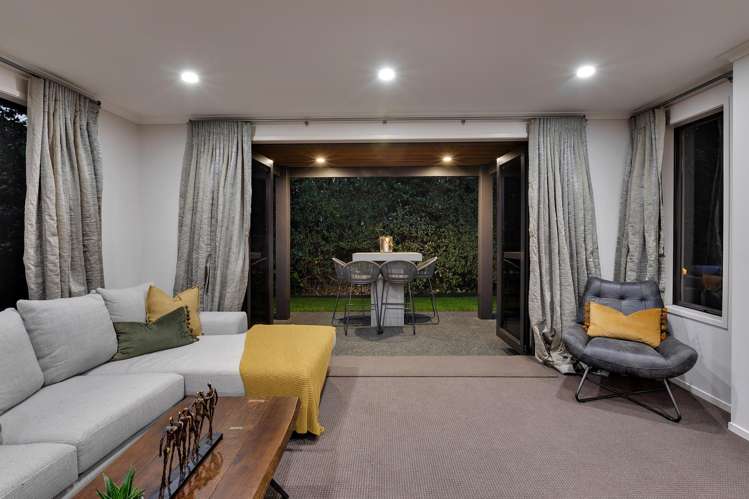 98B Western Hills Drive Kensington_29