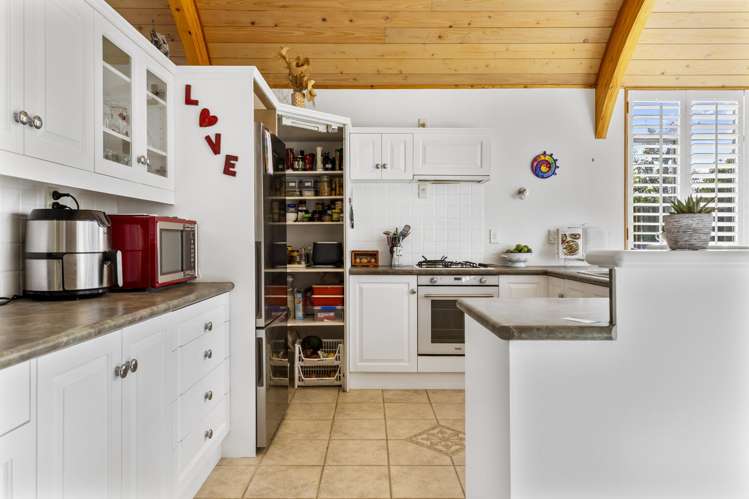 4/74 Birch Street Hilltop_13