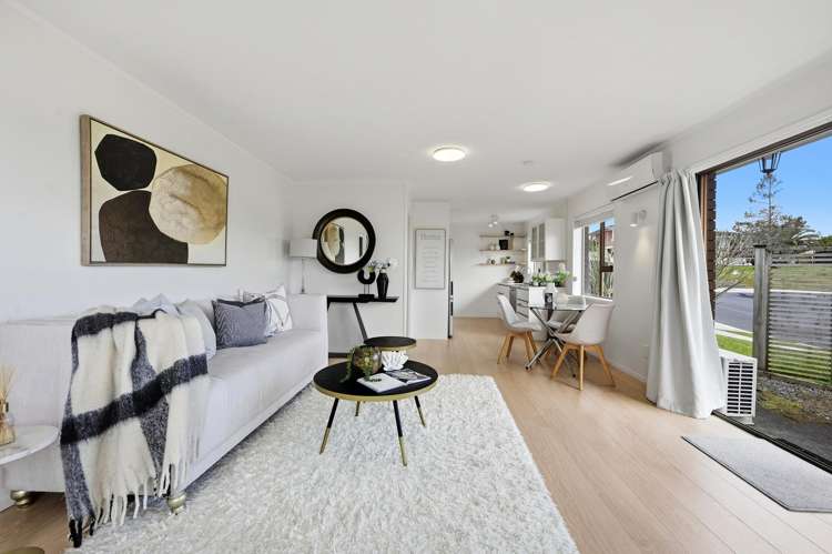 1/35 Miltonia Avenue_4