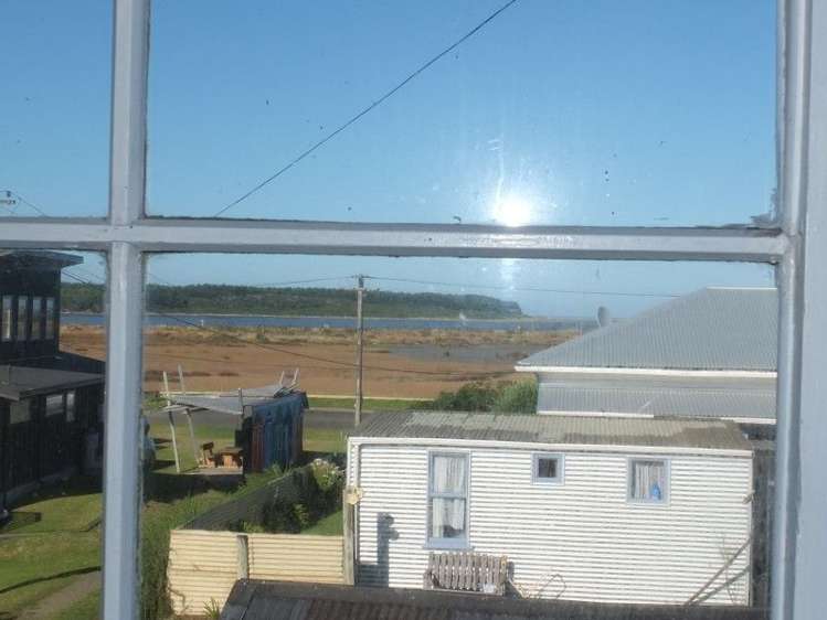 3 Perreau Avenue Foxton Beach_12