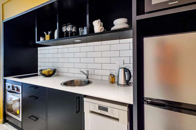 8/7 Layard Street Avondale_3