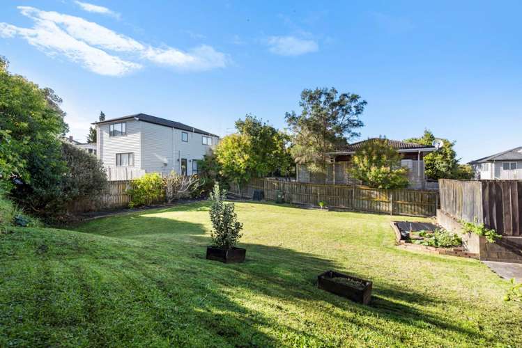 73 Chartwell Avenue Glenfield_26