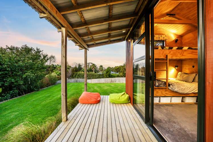 6 Gavinike Place Waimauku_29