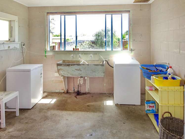 23 Ruanui Street Himatangi Beach_18