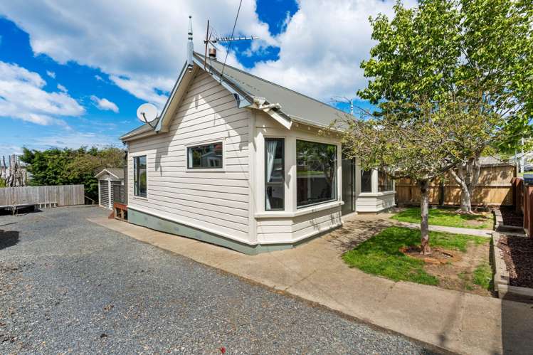 10 Constant Street Sawyers Bay_16