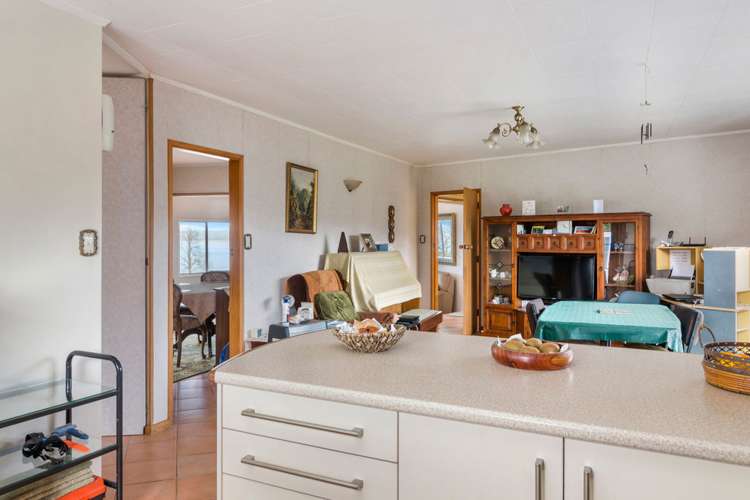 7 Hugh Avenue Hamurana_8