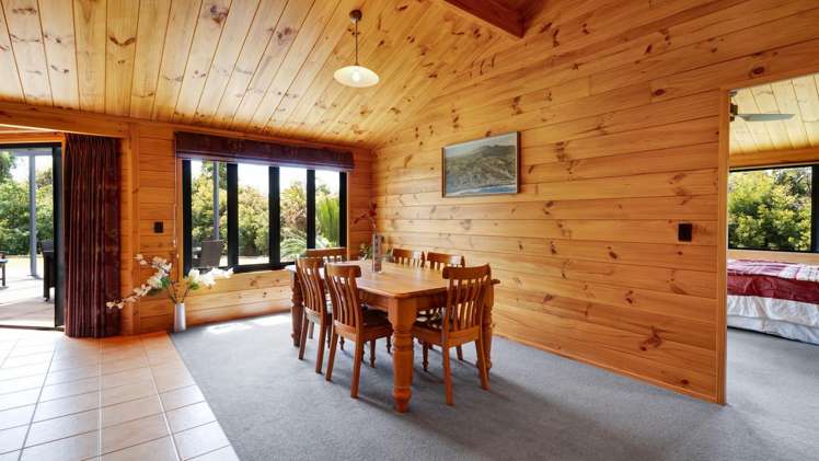 125 Wairau Road Oakura_5