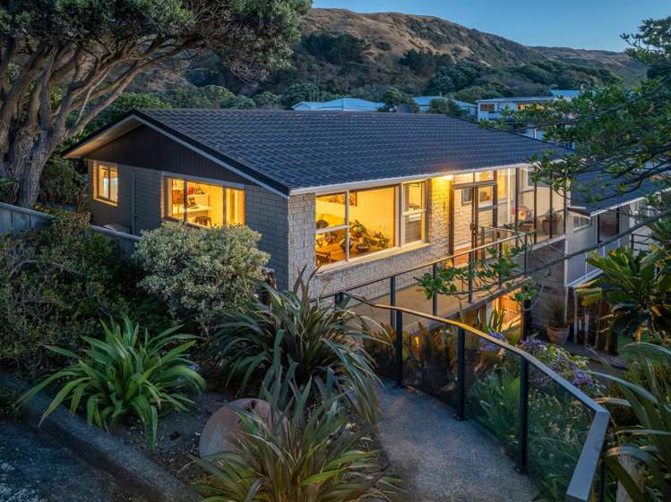 5/27 Beach Road Paekakariki_41