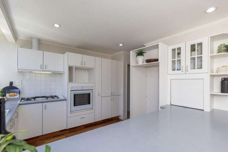 52 Matatua Road Raumati Beach_14