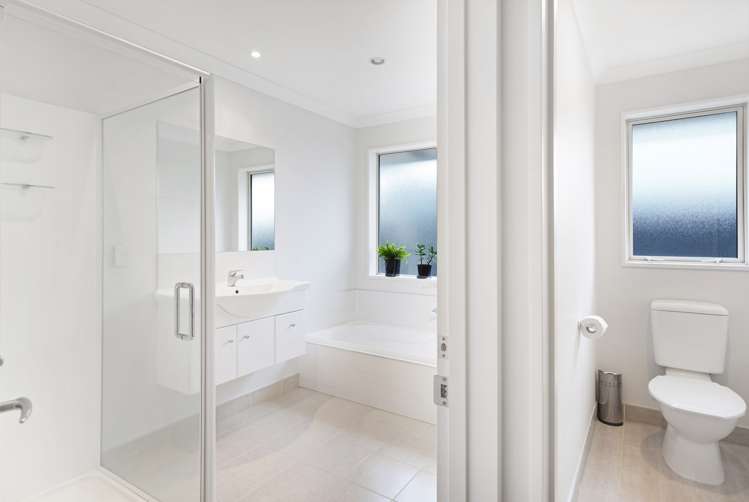 10 Charlie Stanton Place Shirley_11