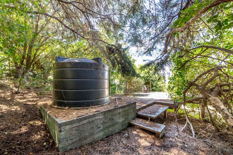 24 Whangaimoana Beach Road Pirinoa_25