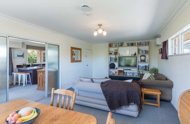 3 Balmoral Place Stoke_11